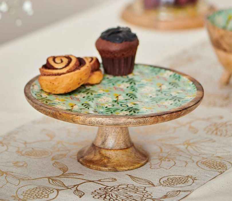 Wooden Cake Stand Bakeware